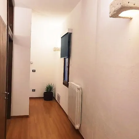 La Di Luca *